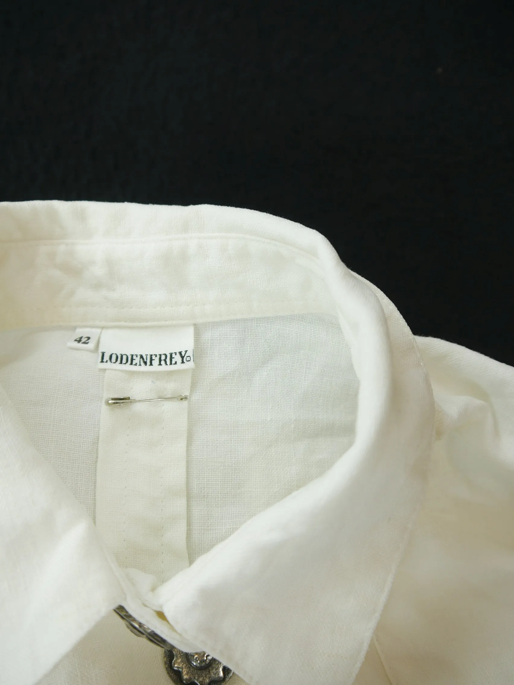Gr.42 Trachtenbluse weiß Bluse Lodenfrey Leinen mit Kordel tolle Knöpfe TB6381